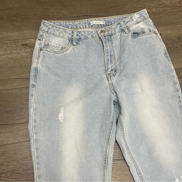 Avec Les Filles Distressed Jeans with Slit Hem in Powder Blue Light Wash Sz 30 - Picture 6 of 11